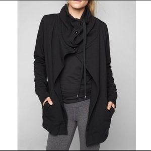 Athleta Wrappers Delight Open Jacket Black Sweater Throw On Oversized and Cozy